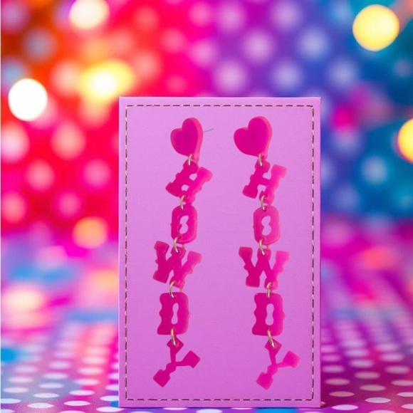 Hot Pink Heart HOWDY Cascading Dangling Acrylic Earrings Dolly Parton - Picture 3 of 9